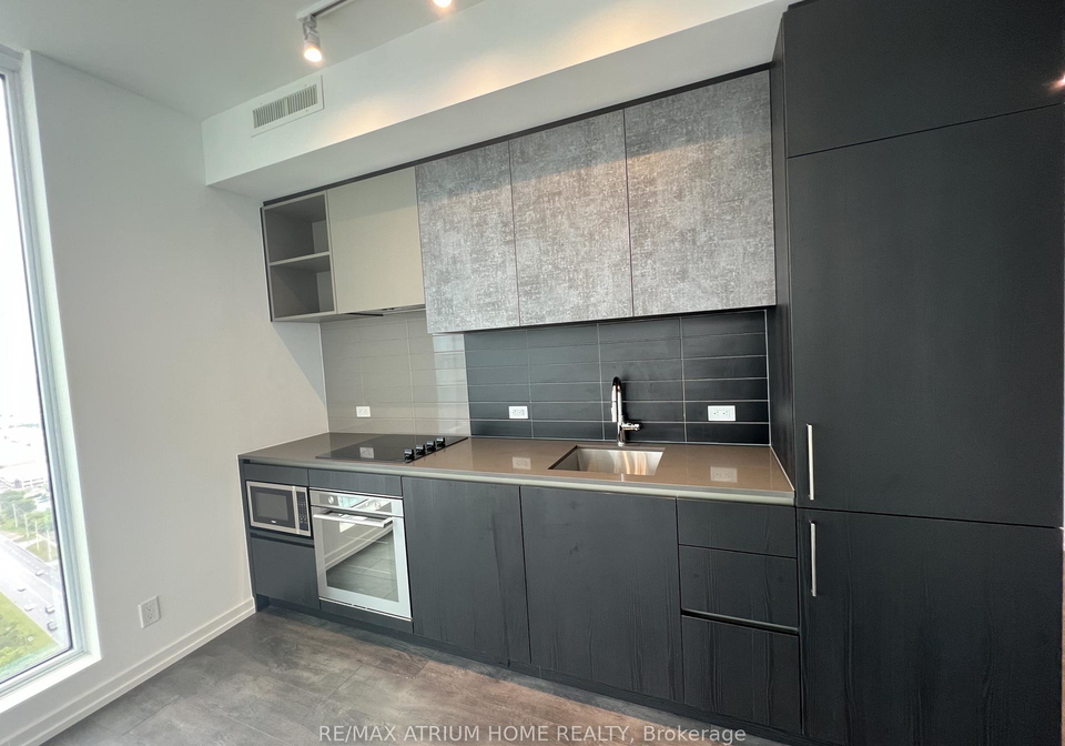 7890-jane-street-vaughan-ontario-n13049070