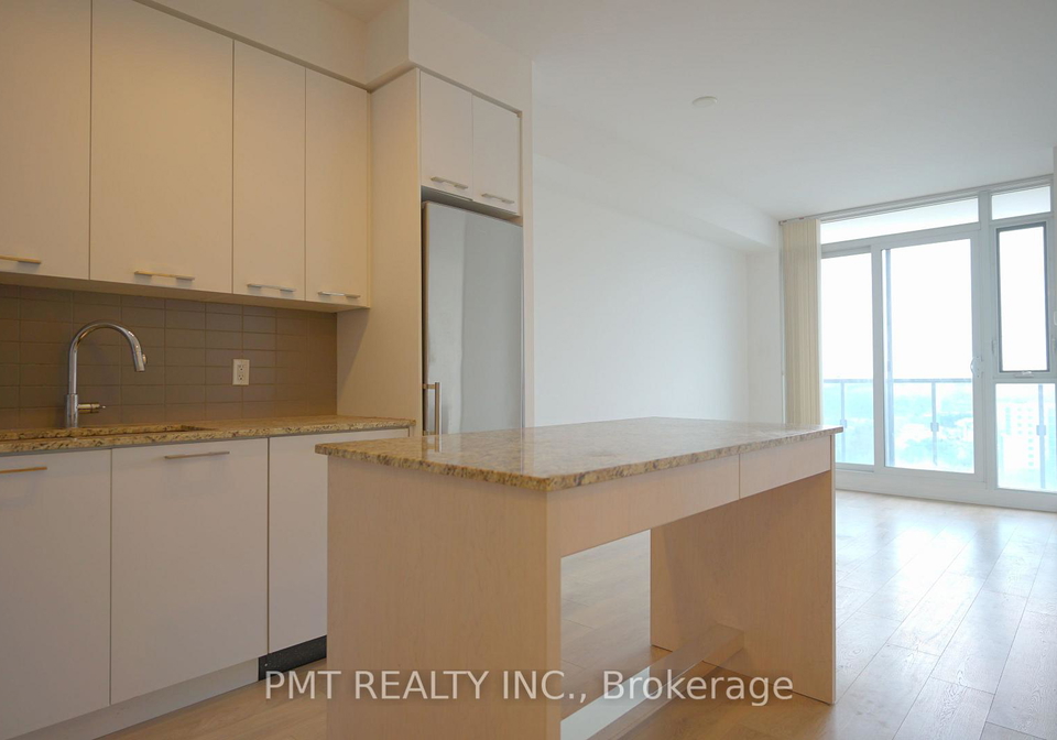 9471-yonge-street-richmond-hill-ontario-n13049080