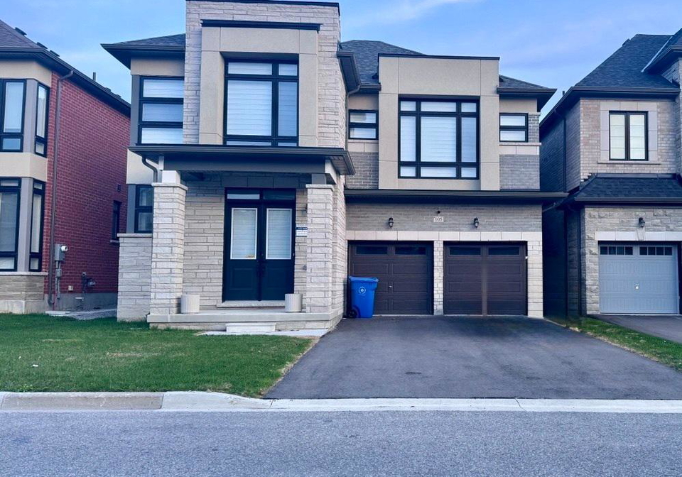 105-halldorson-avenue-aurora-ontario-n13049430