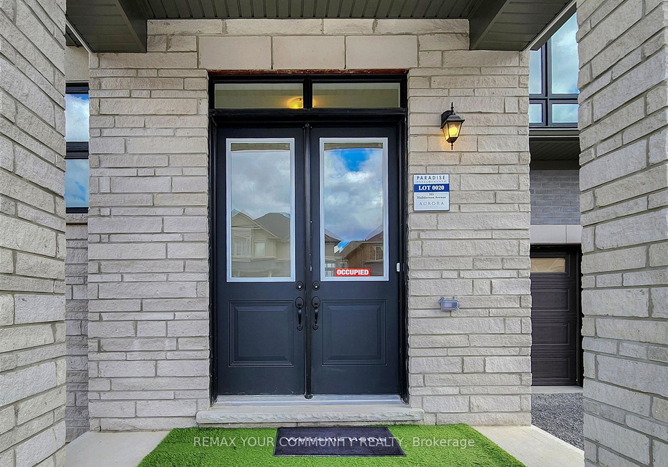 105-halldorson-avenue-aurora-ontario-n13049430