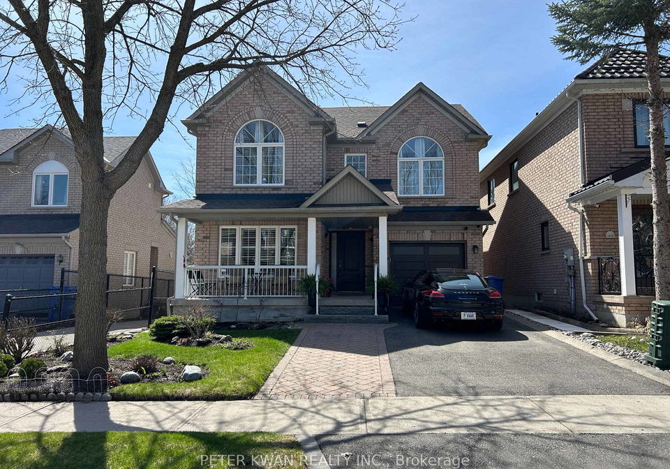664-society-crescent-newmarket-ontario-n13049756