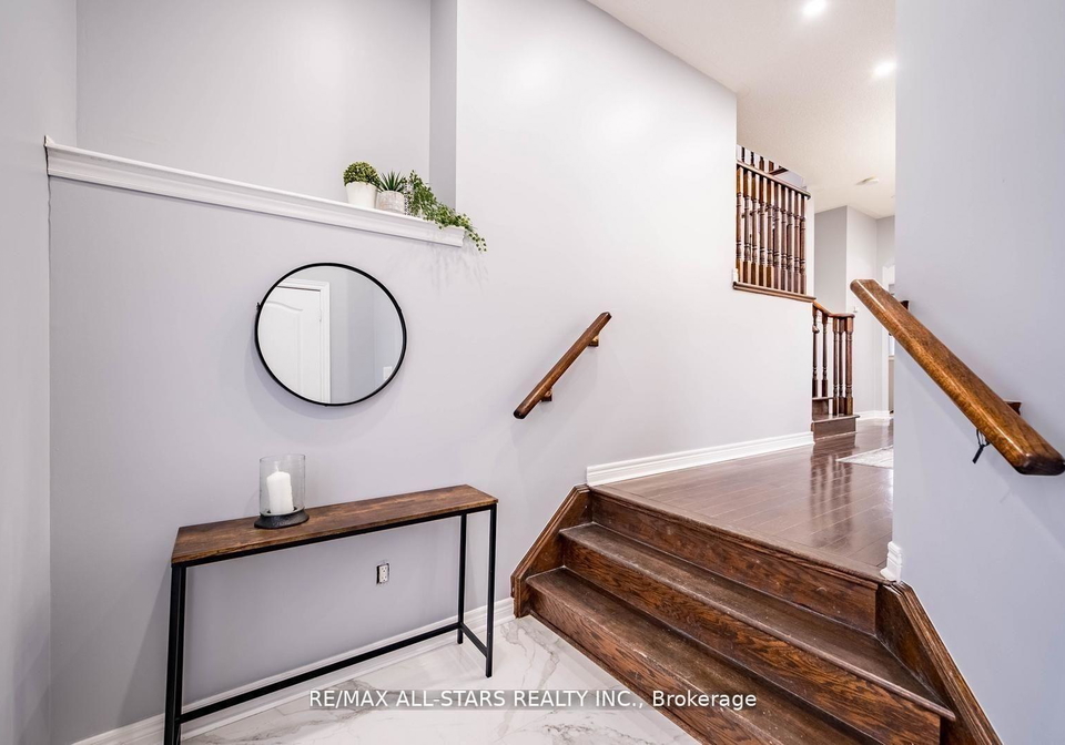 138-yakefarm-boulevard-whitchurch-stouffville-ontario-n13050486