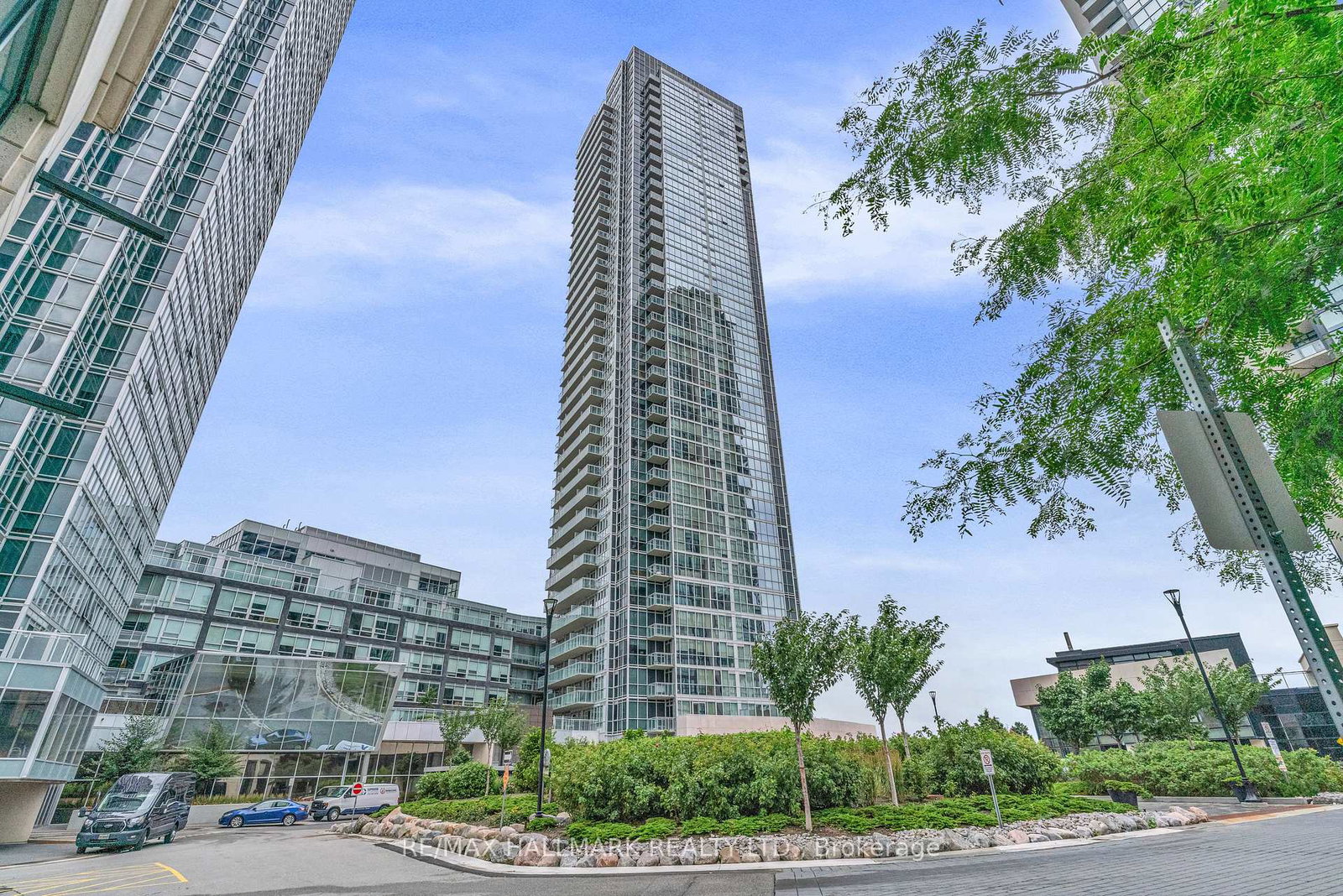 2908-highway-7-vaughan-ontario-n13050562