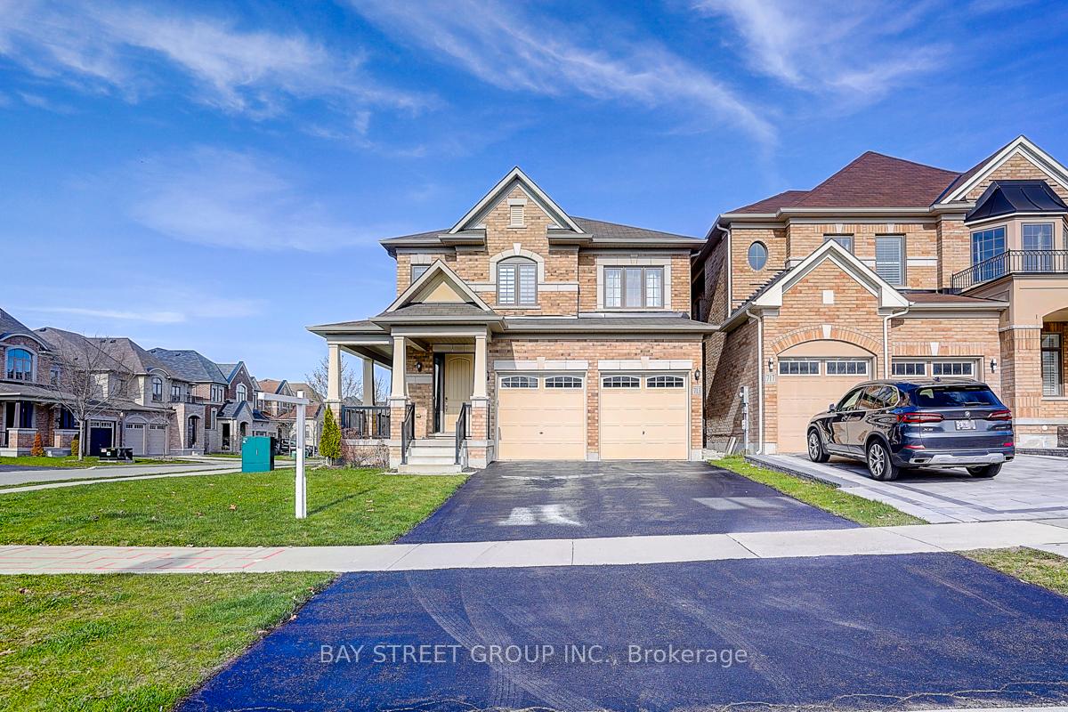 713-dillman-avenue-newmarket-ontario-n13050612