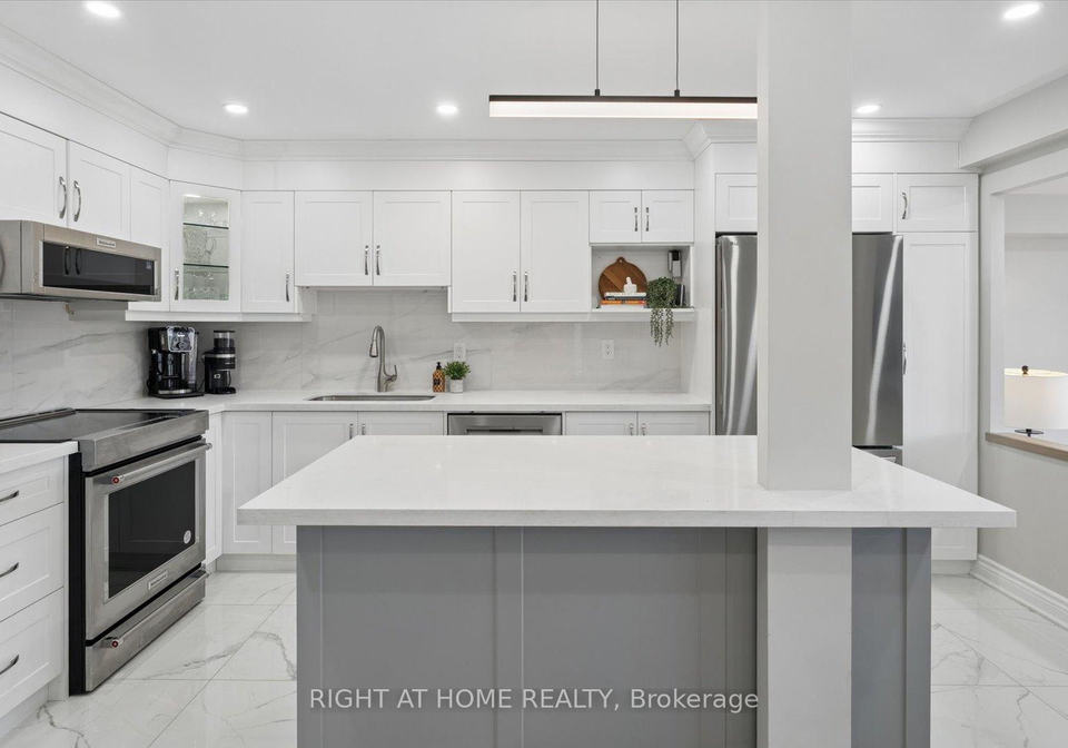 70-baif-boulevard-richmond-hill-ontario-n13051390