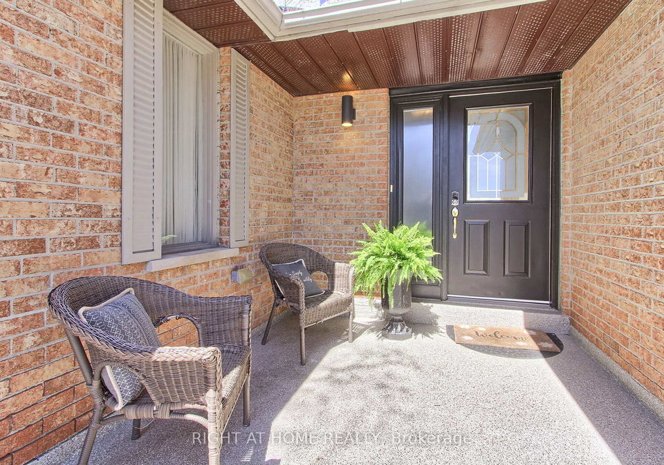 331-primrose-lane-newmarket-ontario-n13051486