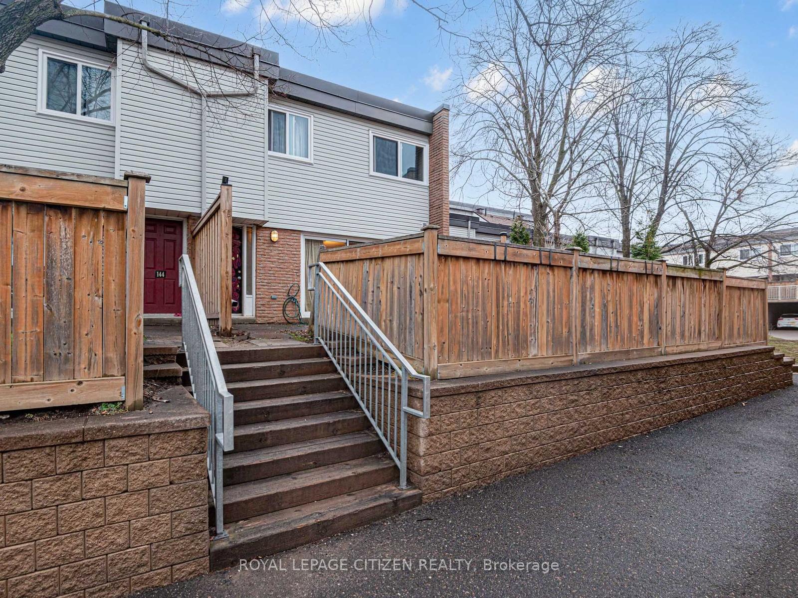 148-milestone-crescent-aurora-ontario-n13052688