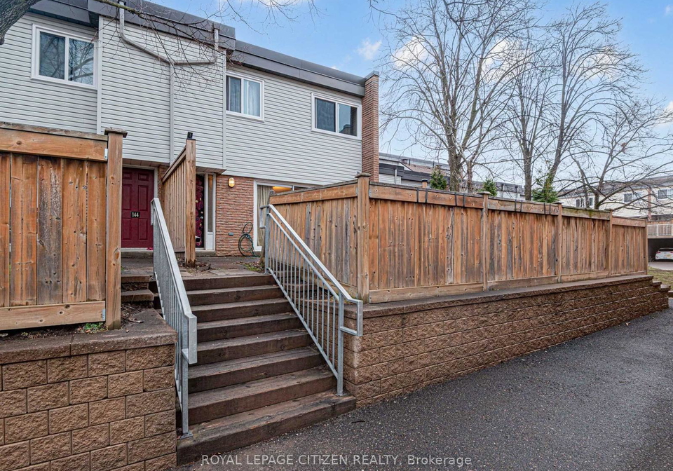 148-milestone-crescent-aurora-ontario-n13052688
