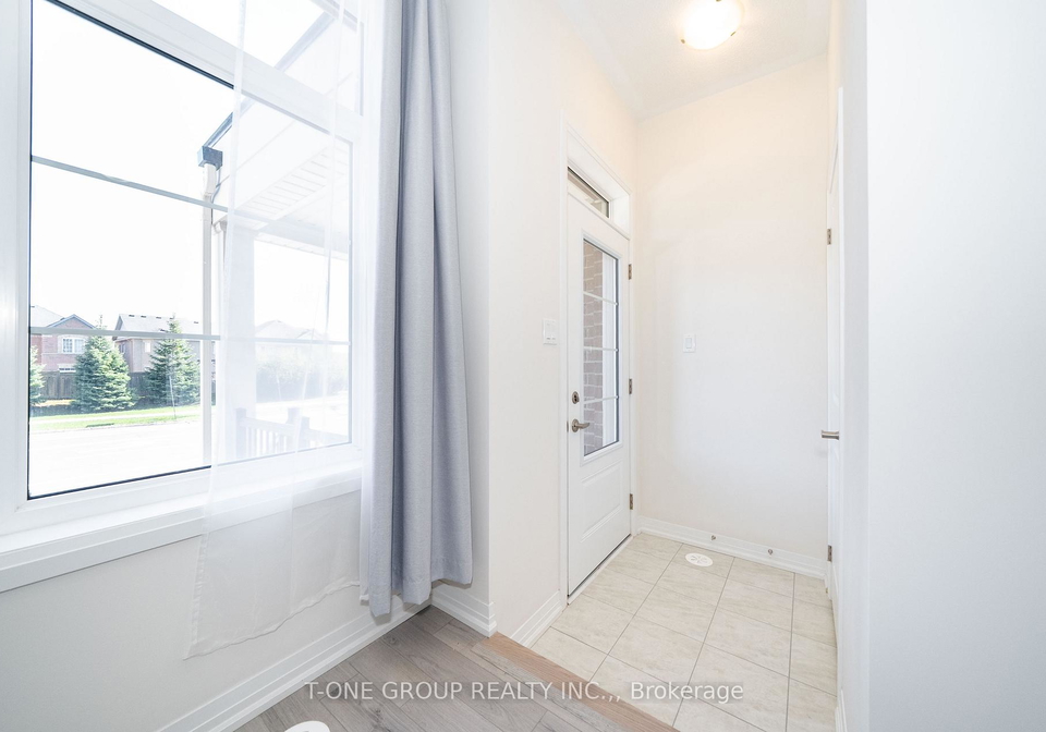 9-carneros-way-markham-ontario-n13052890