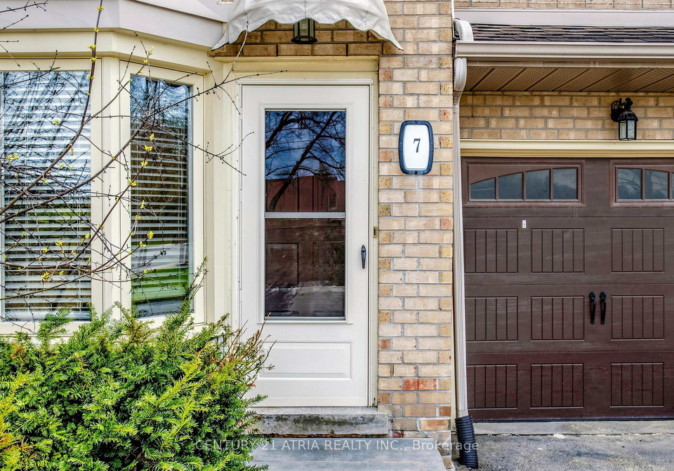 7-anderson-place-aurora-ontario-n13053038