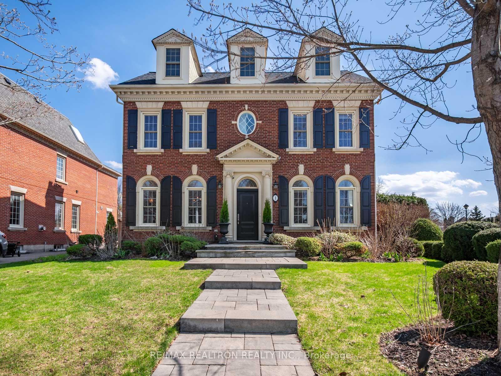 1-willett-crescent-richmond-hill-ontario-n13053128