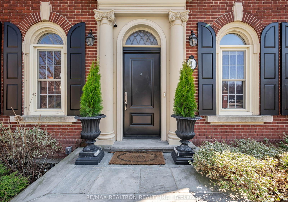 1-willett-crescent-richmond-hill-ontario-n13053128