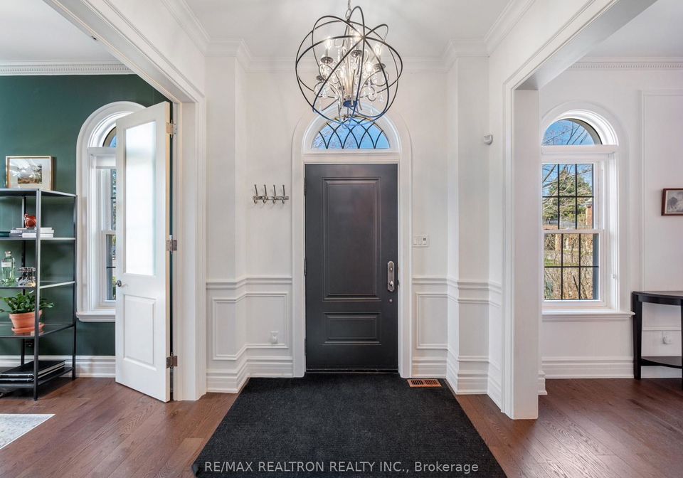 1-willett-crescent-richmond-hill-ontario-n13053128