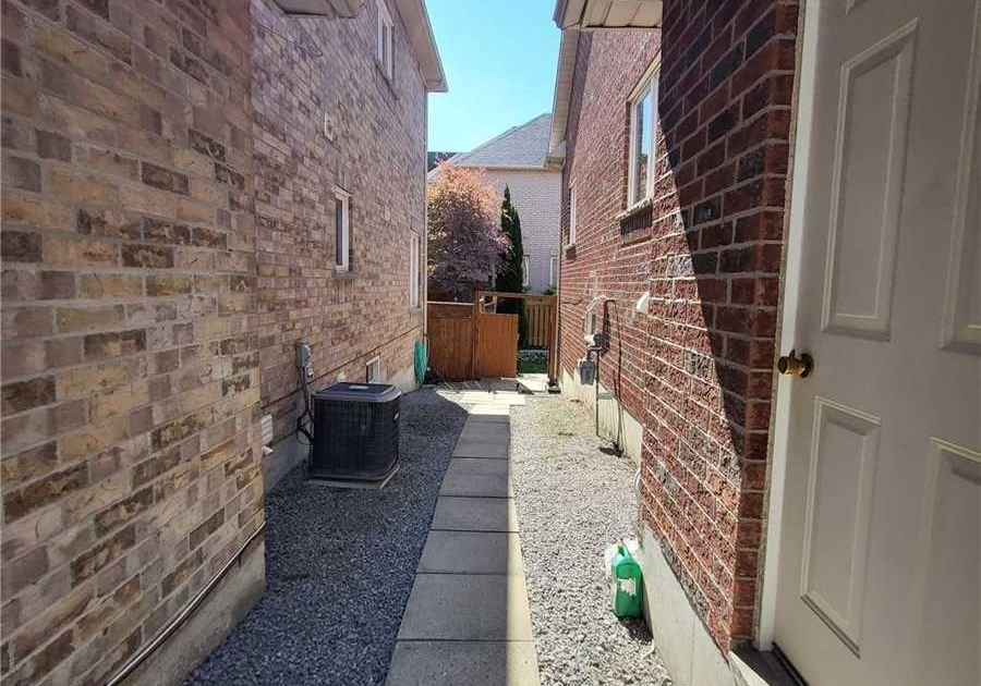800-colter-street-s-newmarket-ontario-n13053646