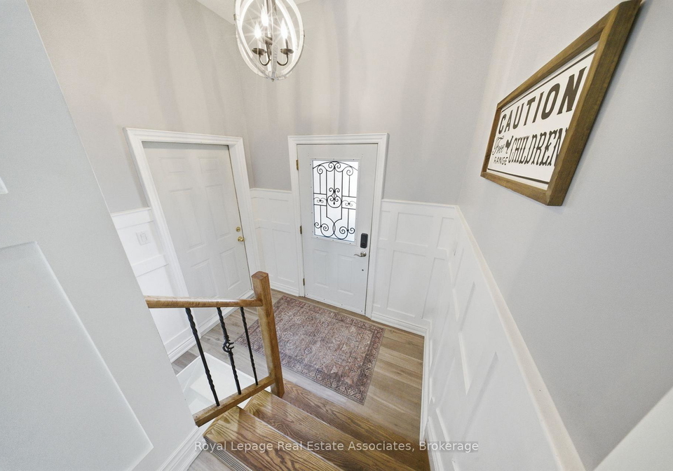 8-beaverdale-crescent-georgina-ontario-n13053700