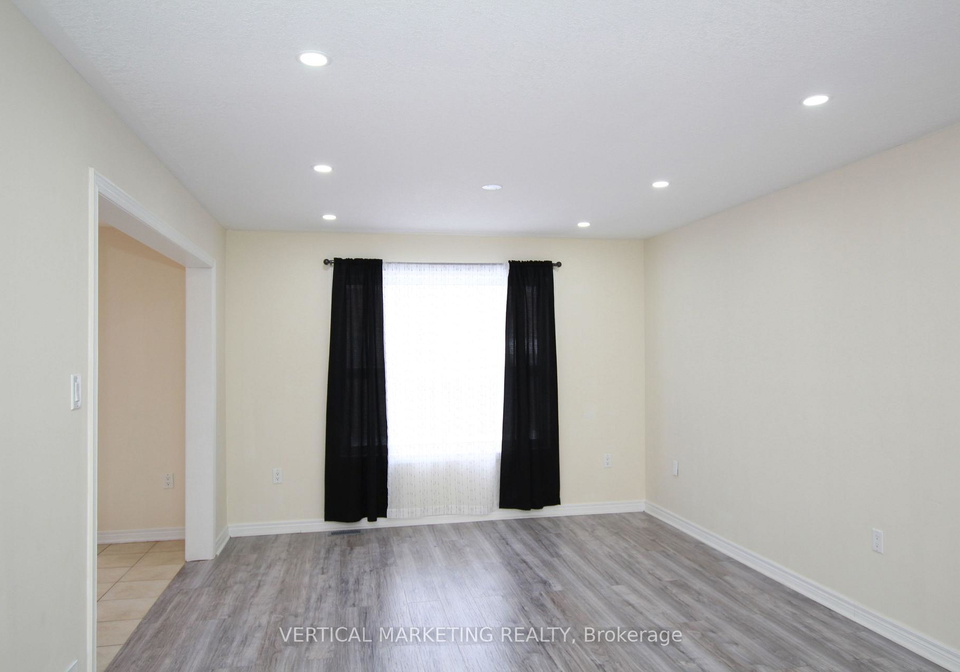 35-buchanan-drive-new-tecumseth-ontario-n13054296