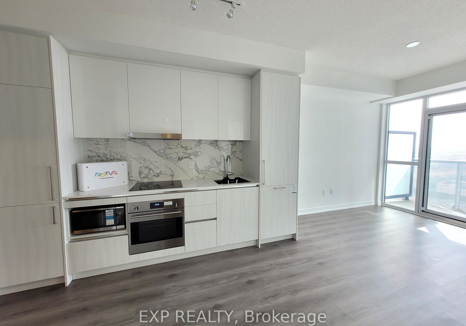 225-commerce-street-vaughan-ontario-n13054314