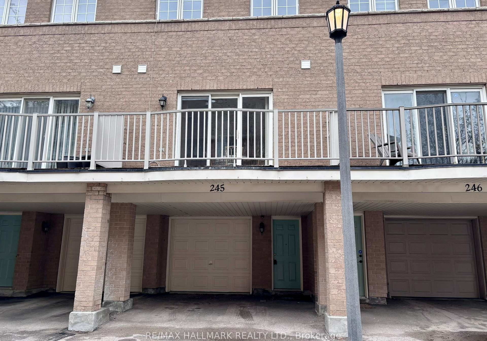 23-observatory-lane-richmond-hill-ontario-n13055306