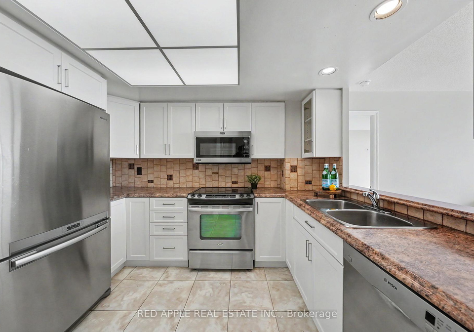 270-davis-drive-newmarket-ontario-n13056118