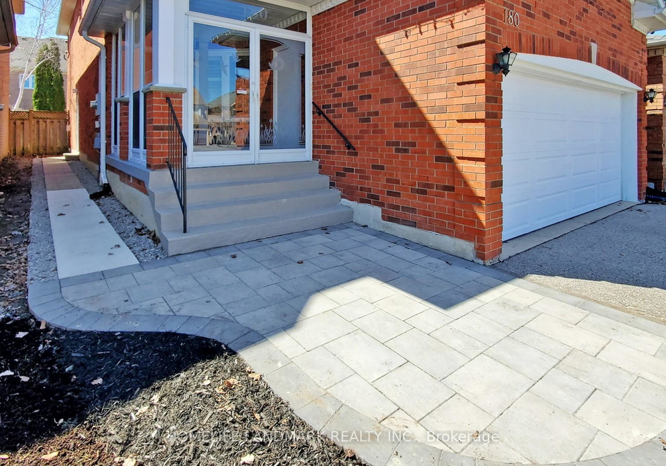 180-rushbrook-drive-newmarket-ontario-n13056518