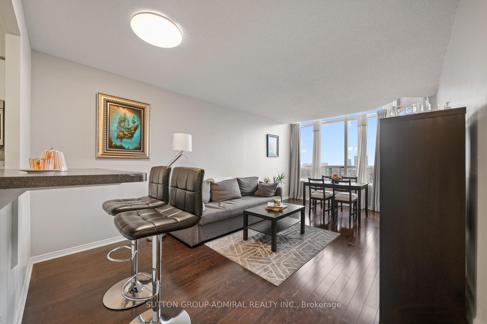 81-townsgate-drive-vaughan-ontario-n13056542