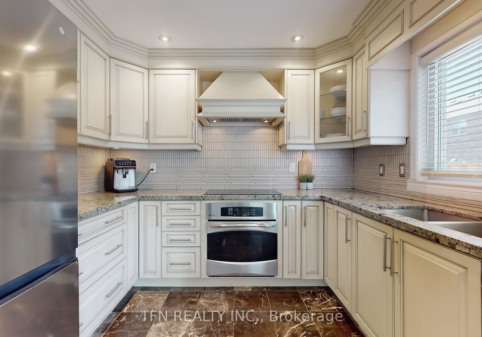 24-lucerne-drive-vaughan-ontario-n13057134