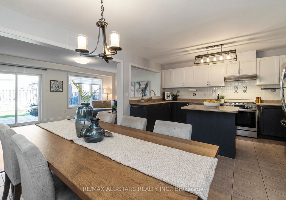 825-joe-persechini-drive-newmarket-ontario-n13057344