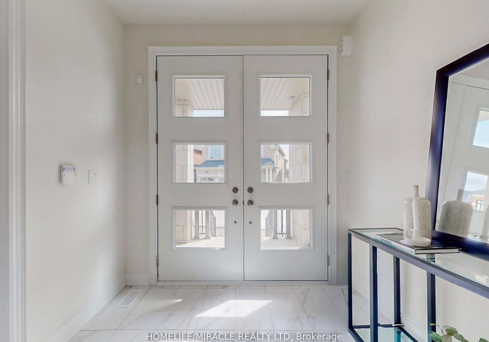 25-joiner-circle-whitchurch-stouffville-ontario-n13058036