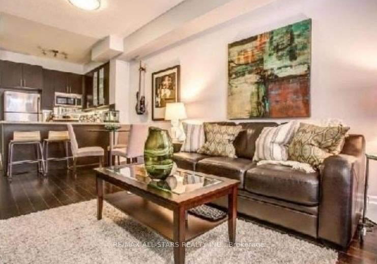 111-upper-duke-crescent-markham-ontario-n13058408