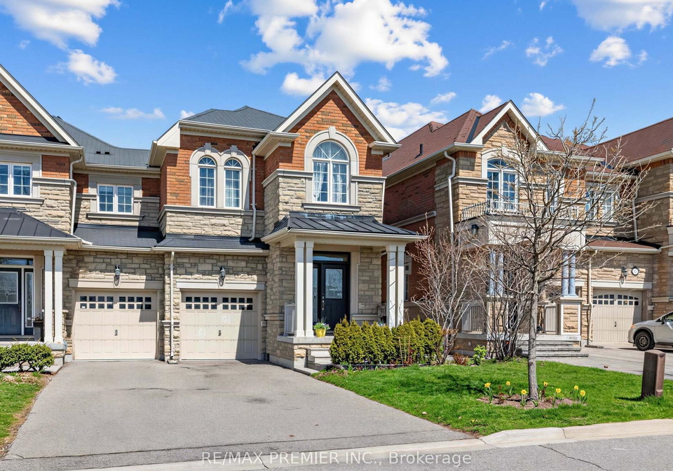 47-spruce-pine-crescent-vaughan-ontario-n13060452