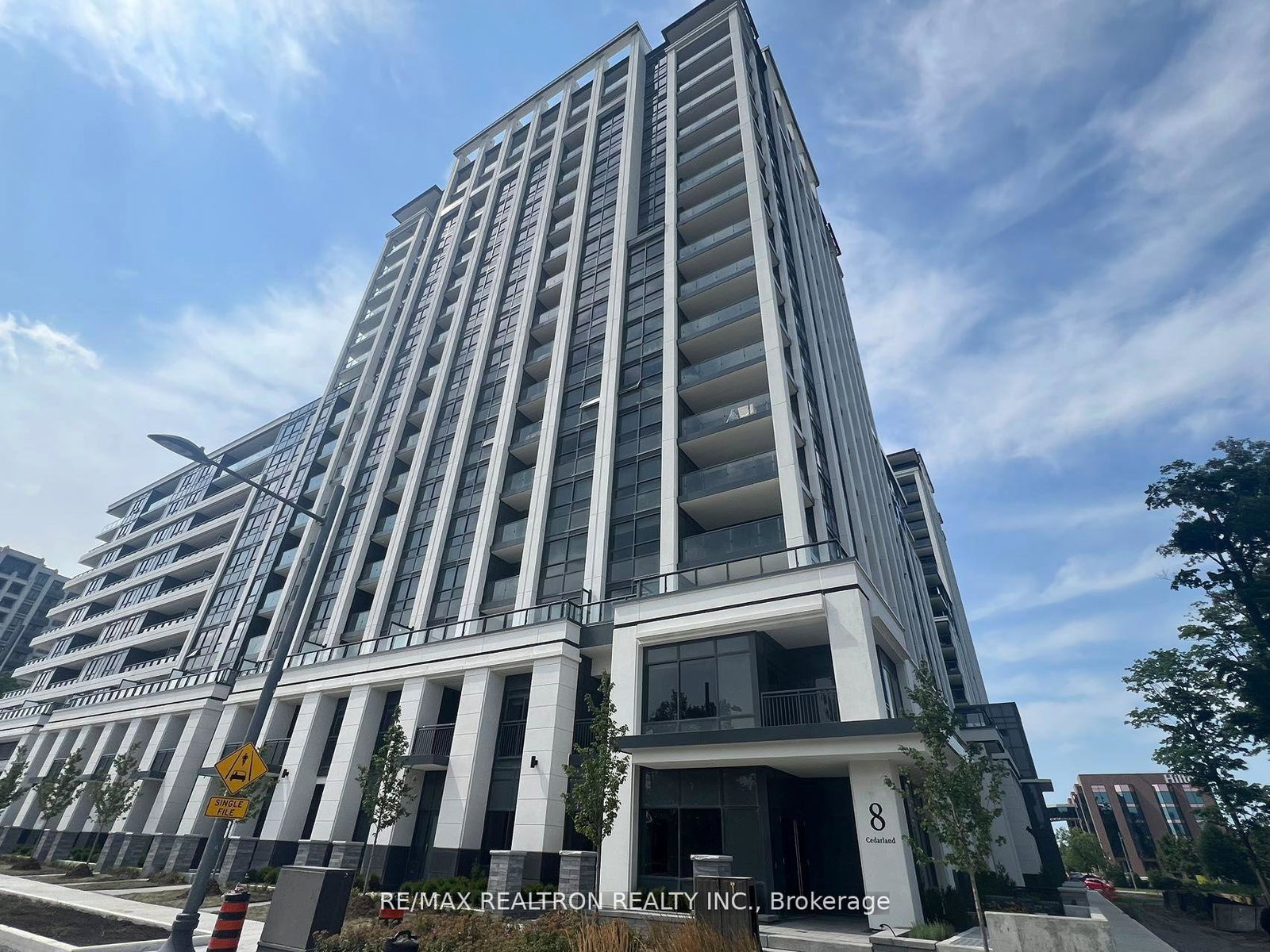 8-cedarland-drive-e-markham-ontario-n13061004