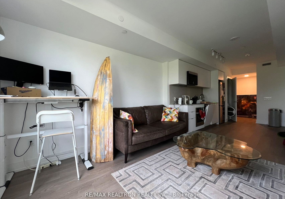 8-cedarland-drive-e-markham-ontario-n13061004
