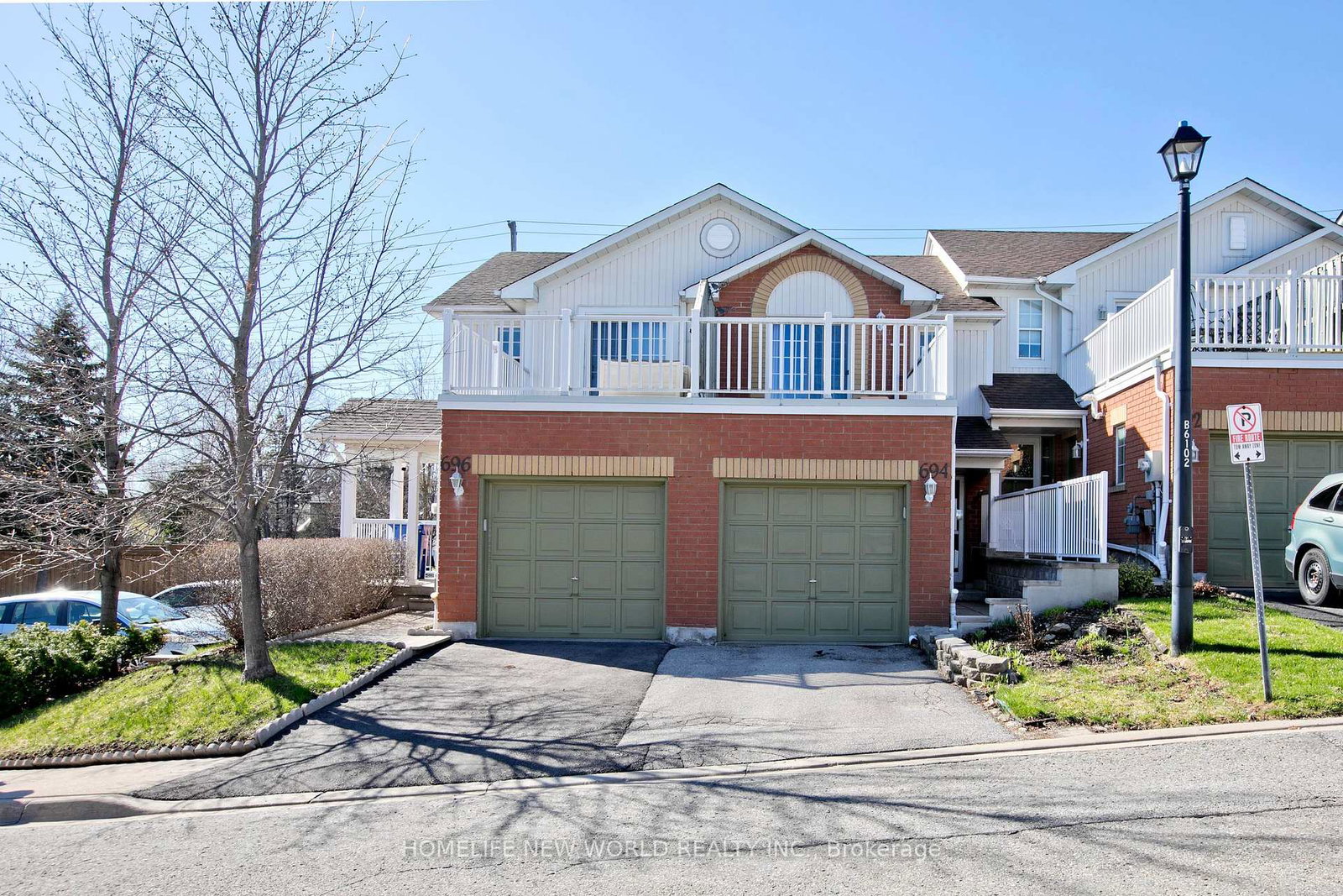 694-limpert-terrace-newmarket-ontario-n13061080