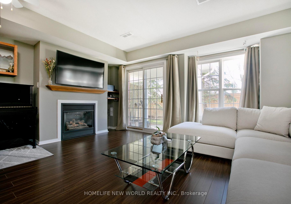 694-limpert-terrace-newmarket-ontario-n13061080