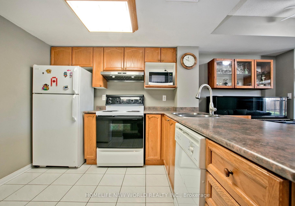 694-limpert-terrace-newmarket-ontario-n13061080