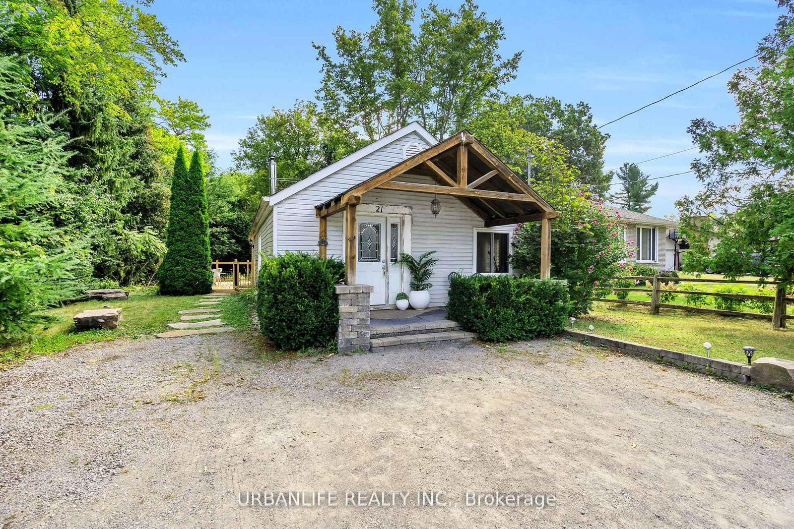 21-oak-avenue-east-gwillimbury-ontario-n13061704