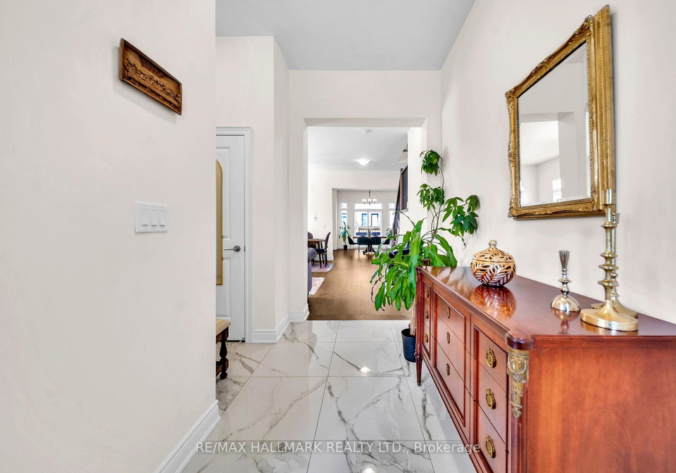 77-terrain-court-east-gwillimbury-ontario-n13061990