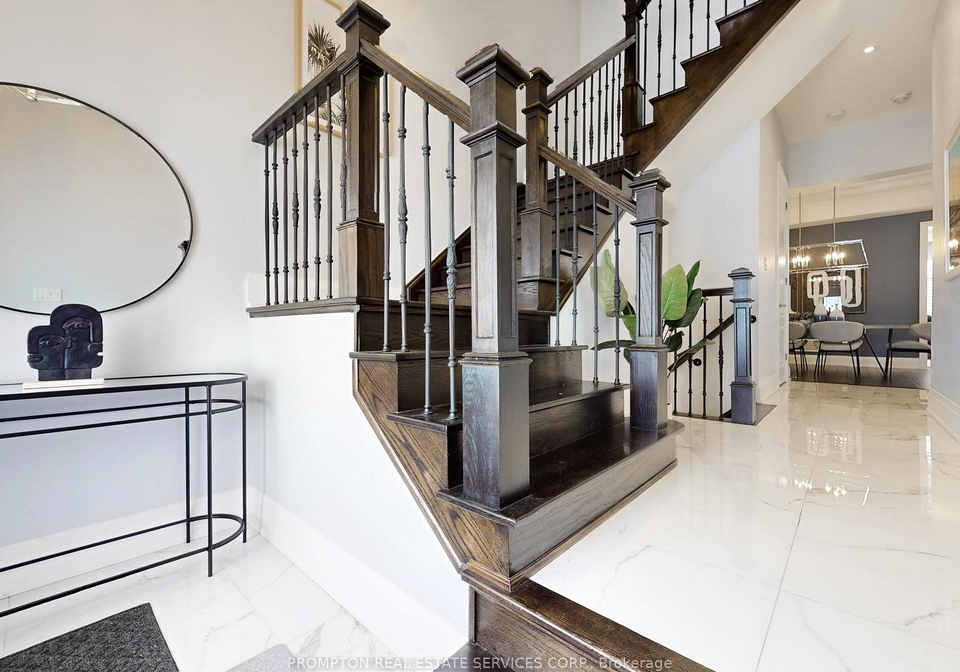 39-giardina-crescent-richmond-hill-ontario-n13062154