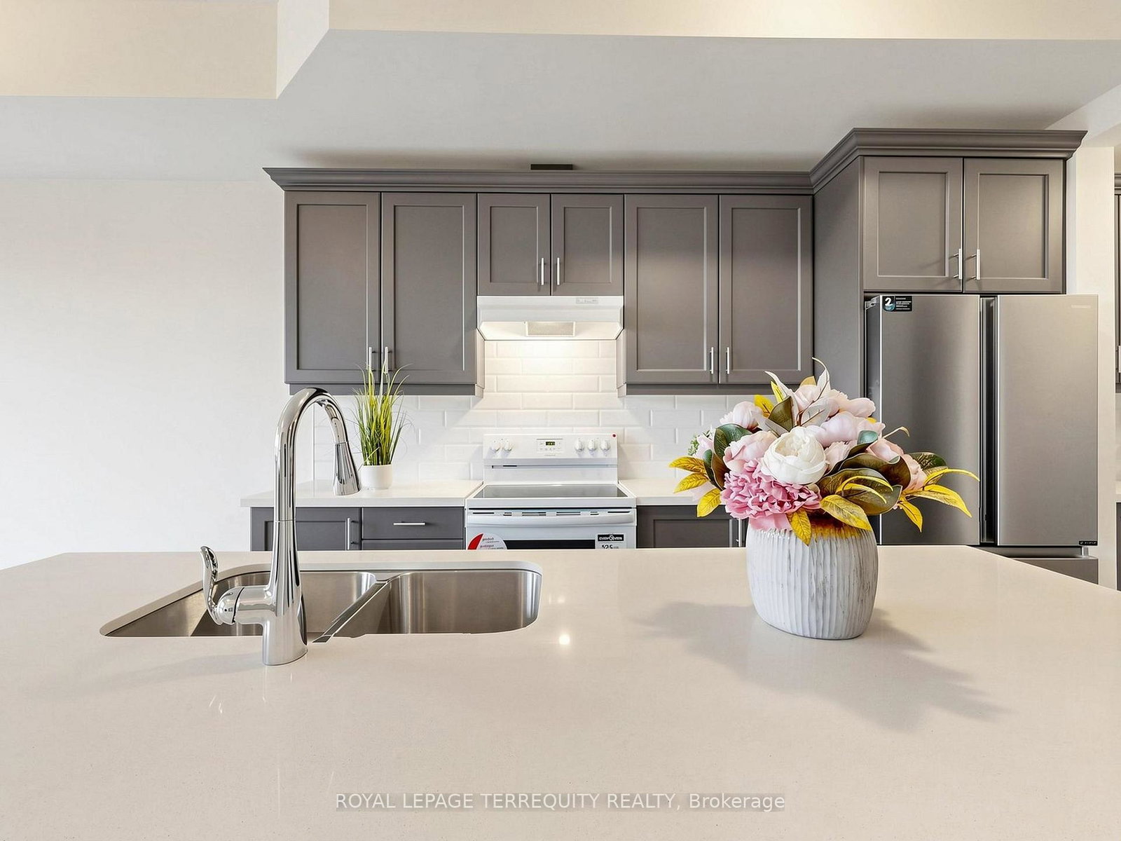 293-swan-park-road-markham-ontario-n13062376