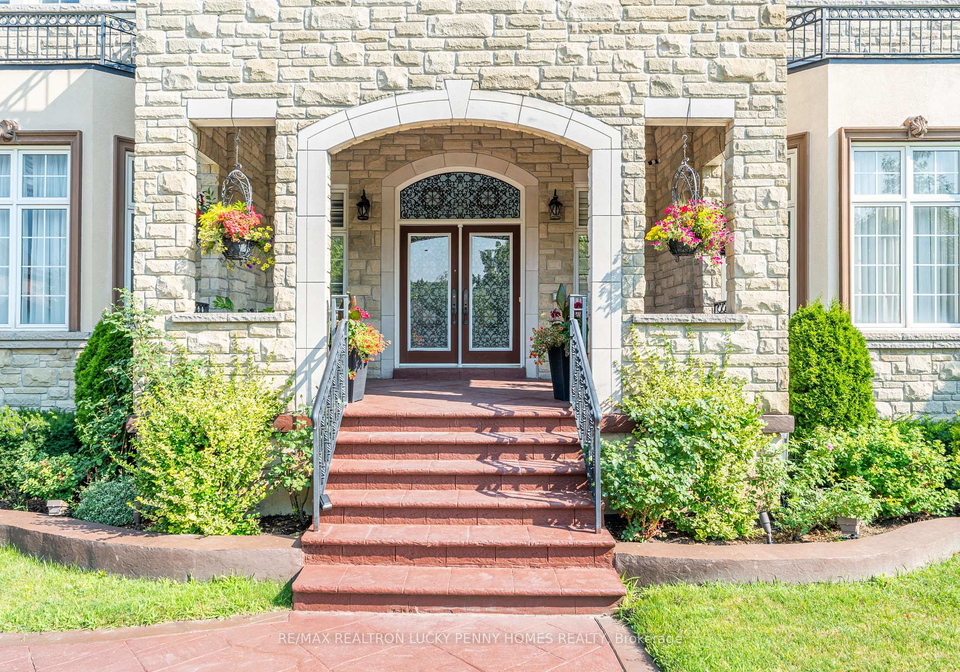 8-heritage-woods-manor-markham-ontario-n13063694