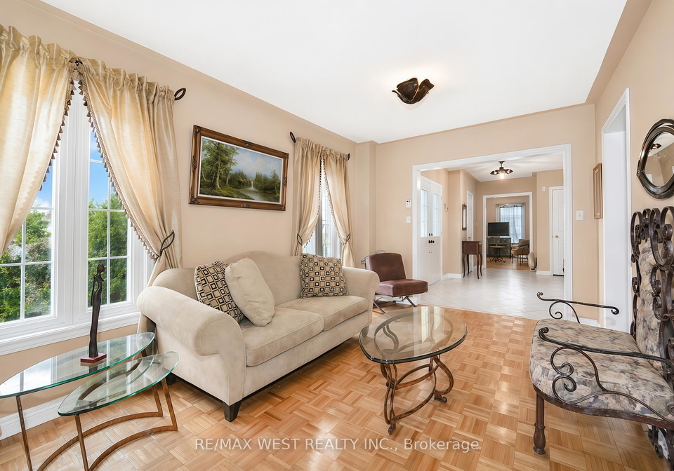 149-foxchase-avenue-vaughan-ontario-n13063808