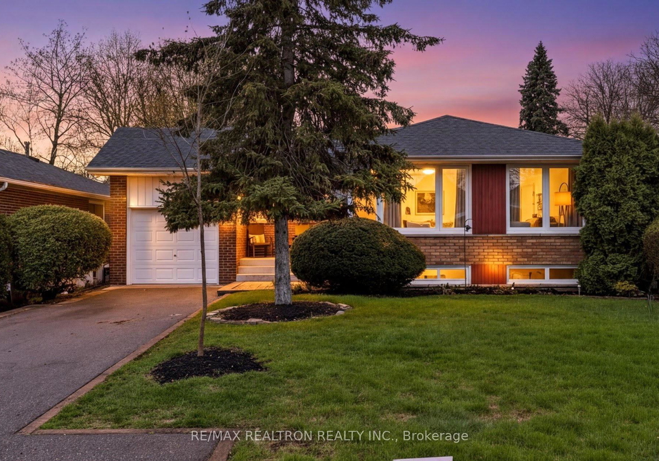 112-trayborn-drive-richmond-hill-ontario-n13064692
