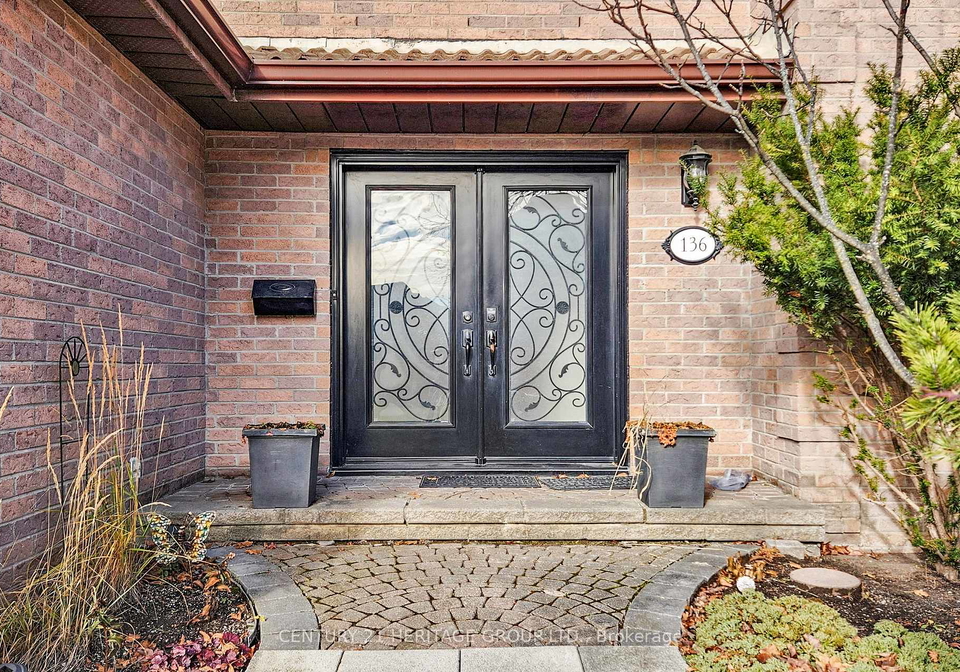 136-cranberry-lane-aurora-ontario-n13065324