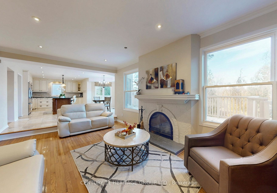 136-cranberry-lane-aurora-ontario-n13065324