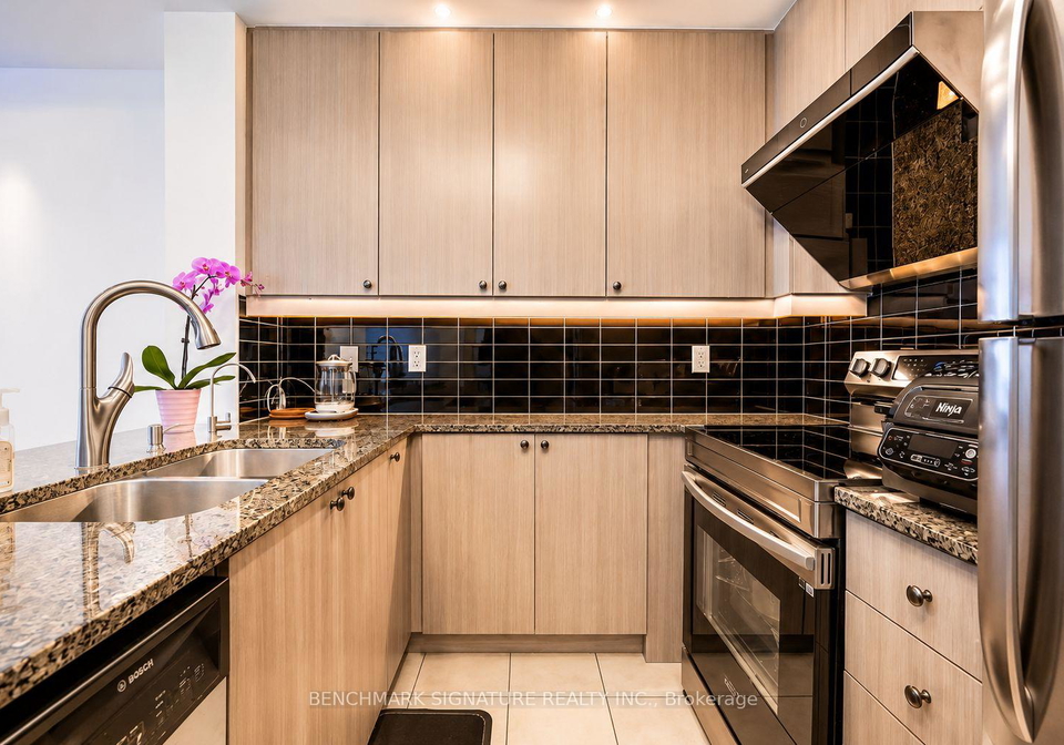 8110-birchmount-road-markham-ontario-n13065338