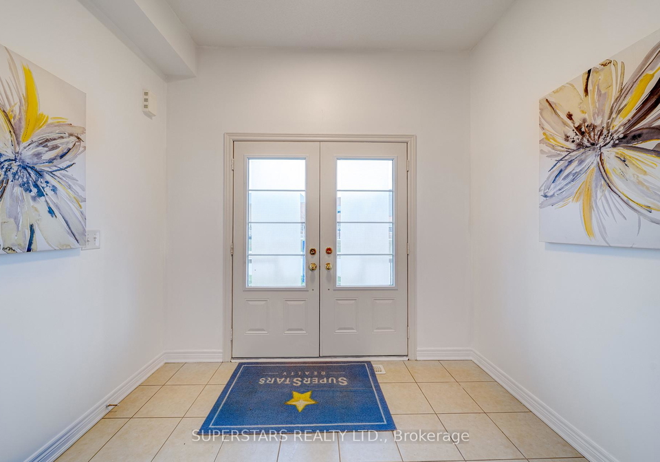 8-kavanagh-avenue-east-gwillimbury-ontario-n13065612