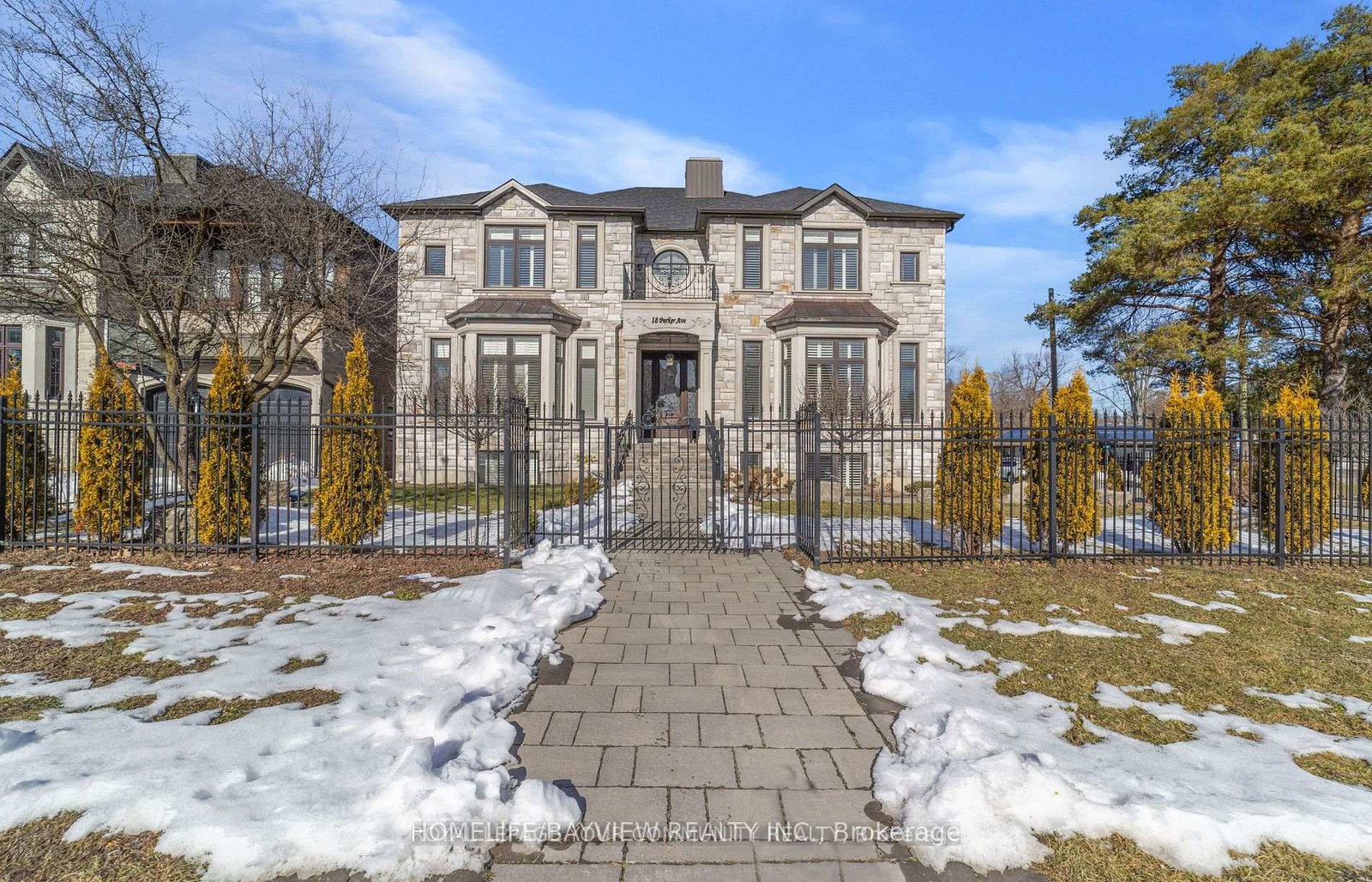 18-parker-avenue-richmond-hill-ontario-n13065630
