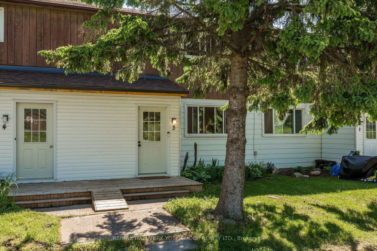 3170-15th-side-road-king-ontario-n13066176