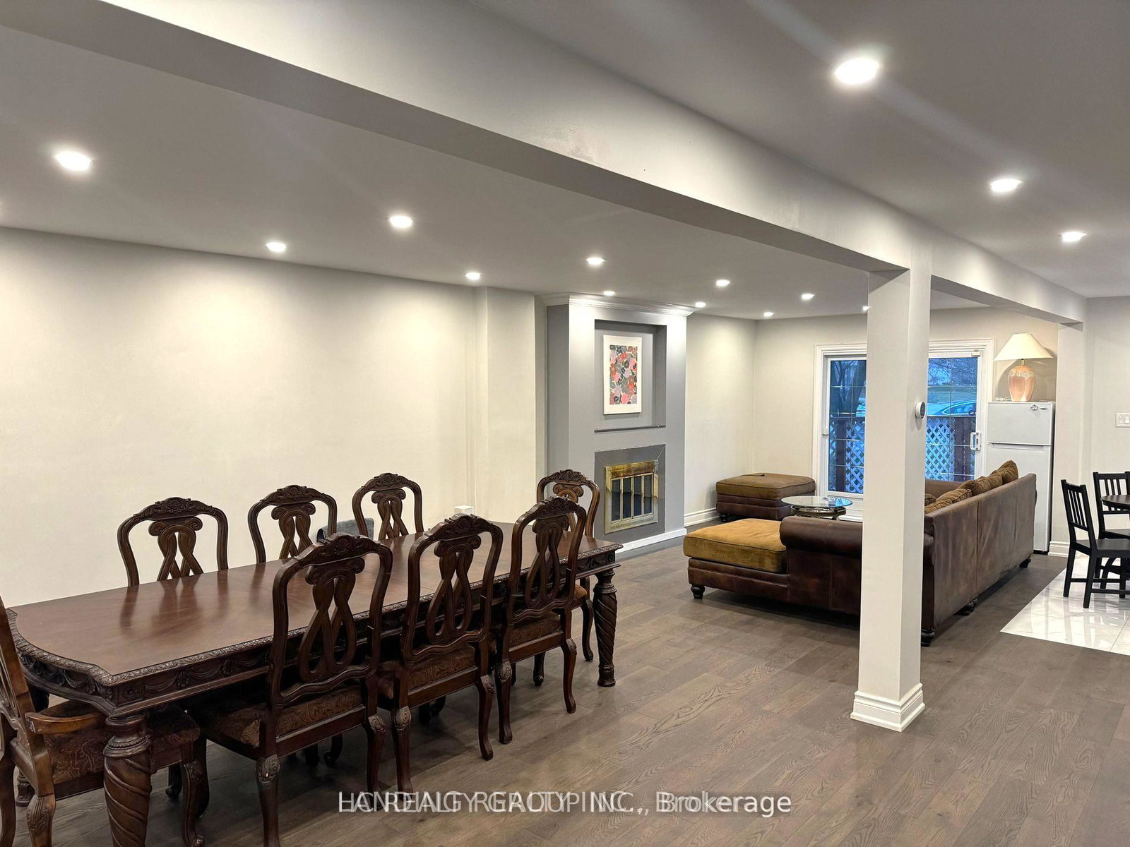 main-2-barker-court-markham-ontario-n13066374