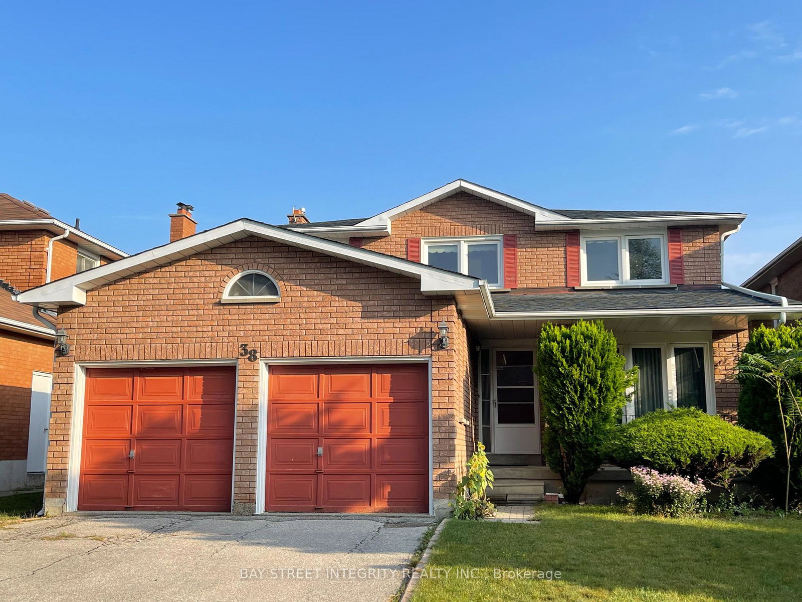 38-southgate-crescent-richmond-hill-ontario-n13066630